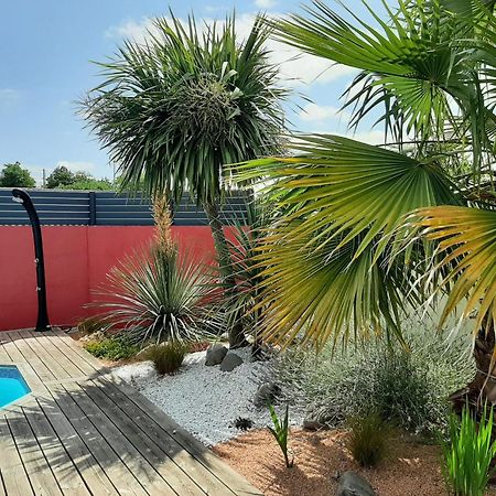Studio Independant Chez L'Habitant Avec Piscine Et Cuisine Exterieures لا روشيل المظهر الخارجي الصورة