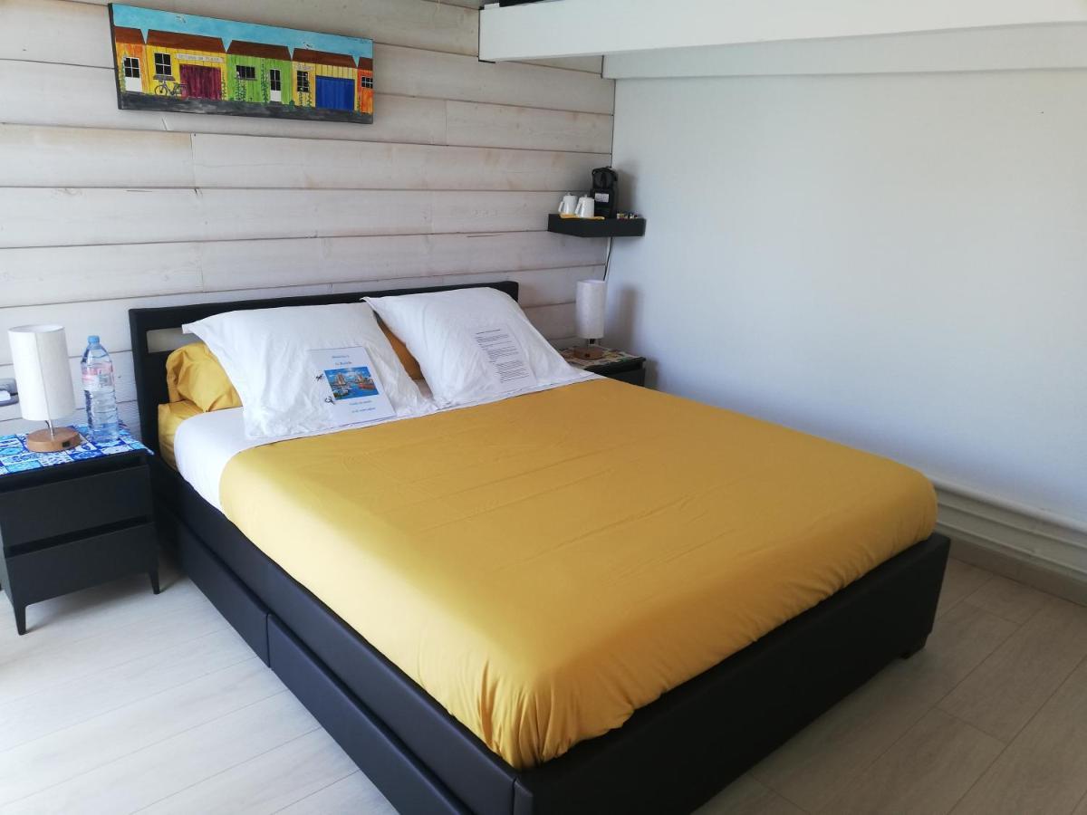 Studio Independant Chez L'Habitant Avec Piscine Et Cuisine Exterieures لا روشيل المظهر الخارجي الصورة