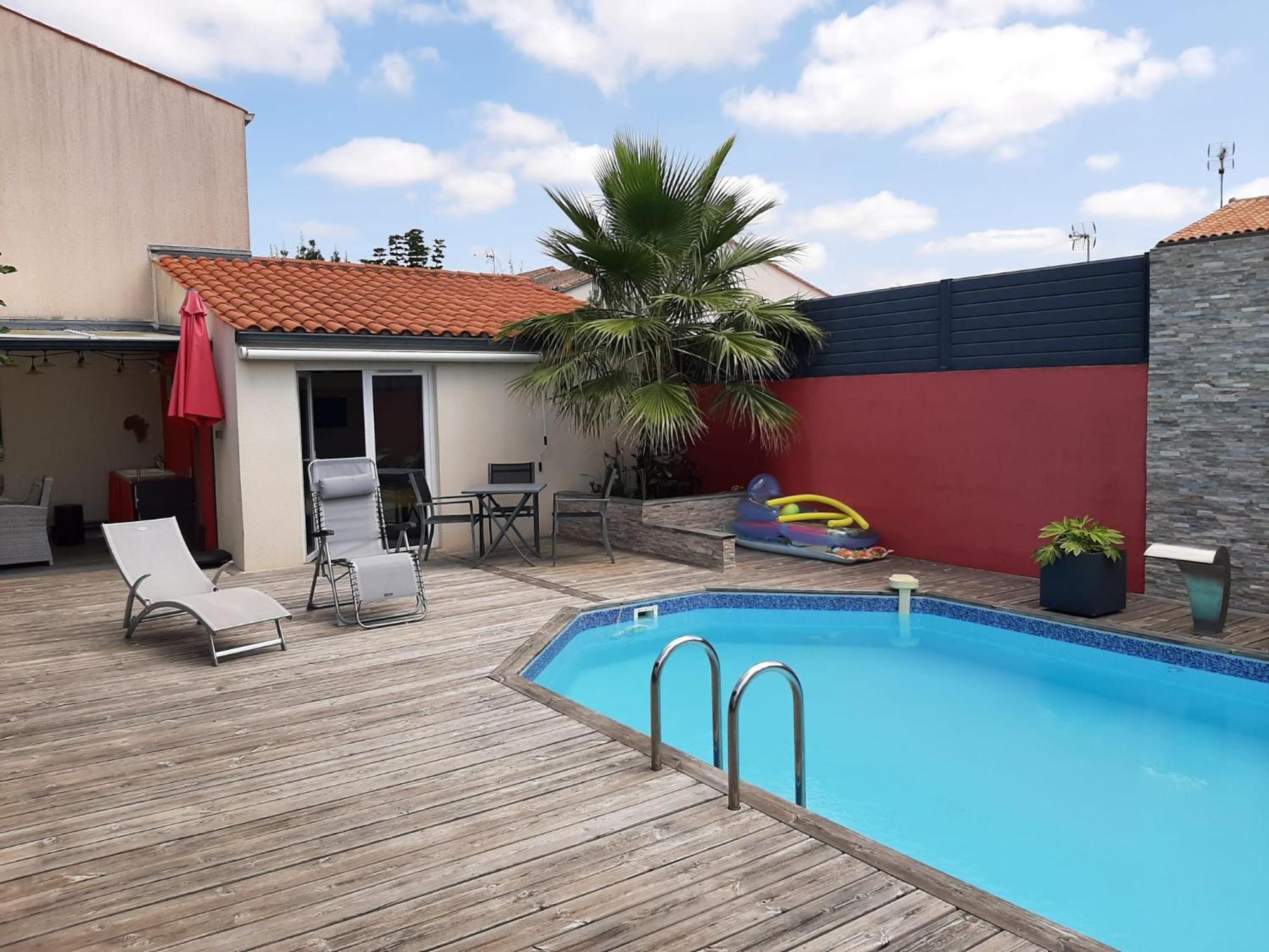 Studio Independant Chez L'Habitant Avec Piscine Et Cuisine Exterieures لا روشيل المظهر الخارجي الصورة